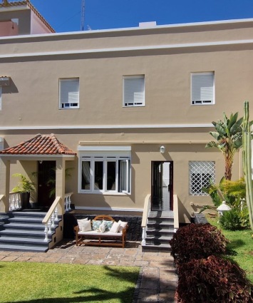 568519b9 42ee 4400 B8f2 Be4ad2b2c519