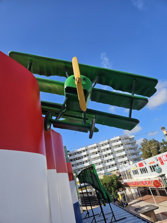 9f8c15c1 C8dd 429a 8956 372d89d9607a