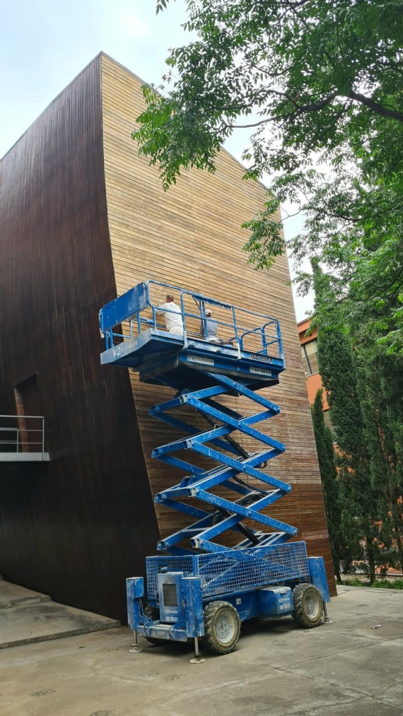 589086893 1577189083479706 1999978816814745296 N